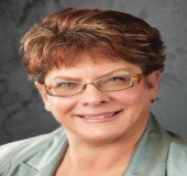 Sandy Hennum