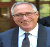 Distinguished Orthopedic Surgeon, Dr. Shapiro, Joins The Global Directory of Who's Who