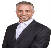 Dr. Hicks: Award-Winning Eye Care Professional Serving the North Port Community