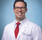Dr. Philip York Recognized by the Global Directory of Who’s Who for Excellence in Minimally Invasive Spine Surgery